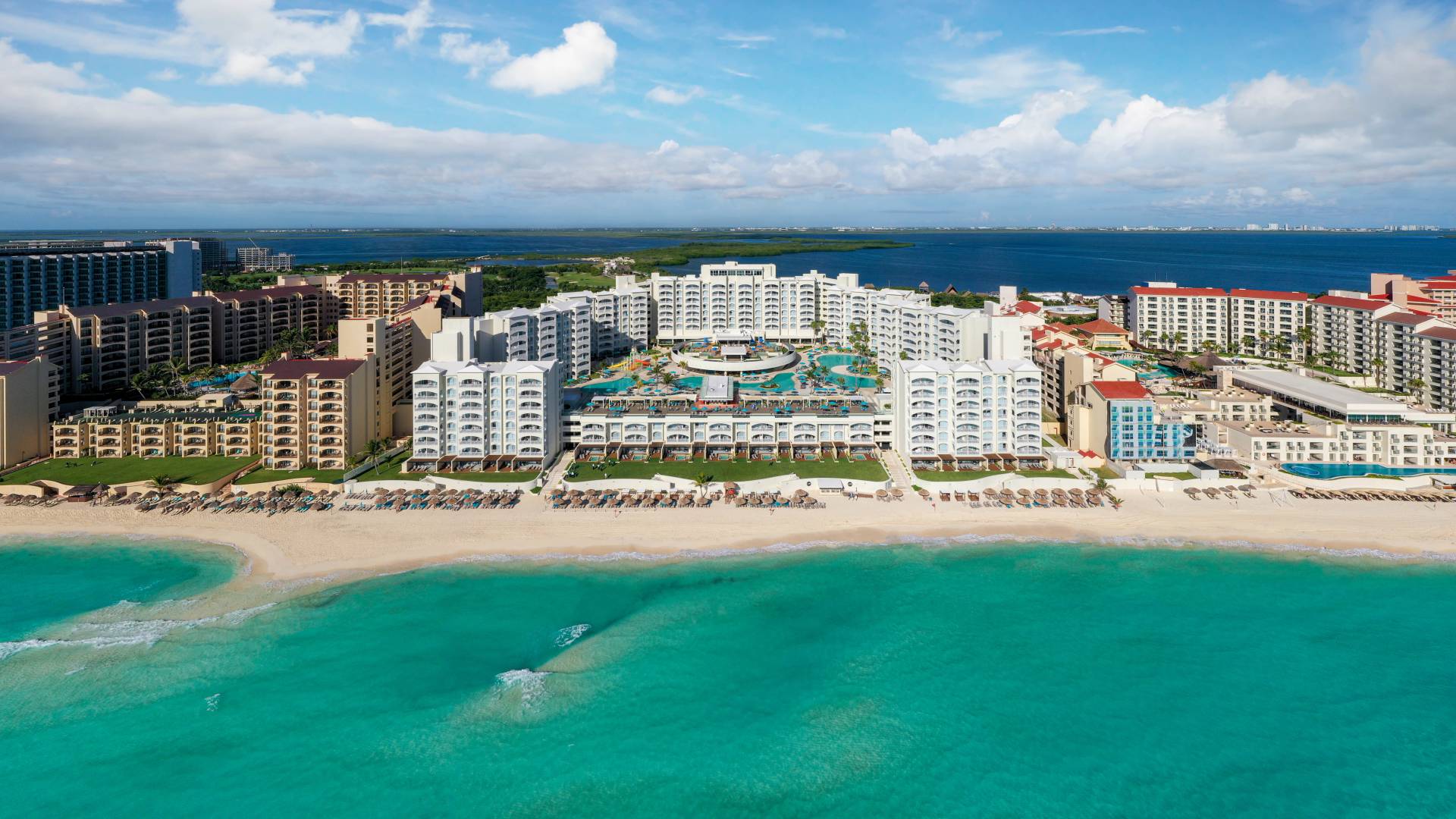 Location Hilton Cancun Mar Caribe All Inclusive Resort 